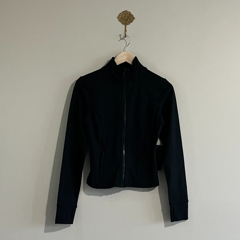 NWT 90 Degree by Reflex Lux Industry Jacket Black Small Zip Thumbholes Athletic